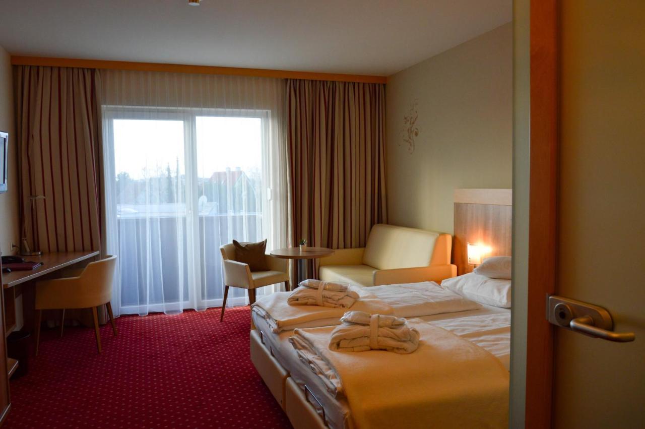 Hotel Roemerhof Tulln An Der Donau Bagian luar foto